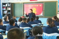 塔城市：开学第一课，安全在心间